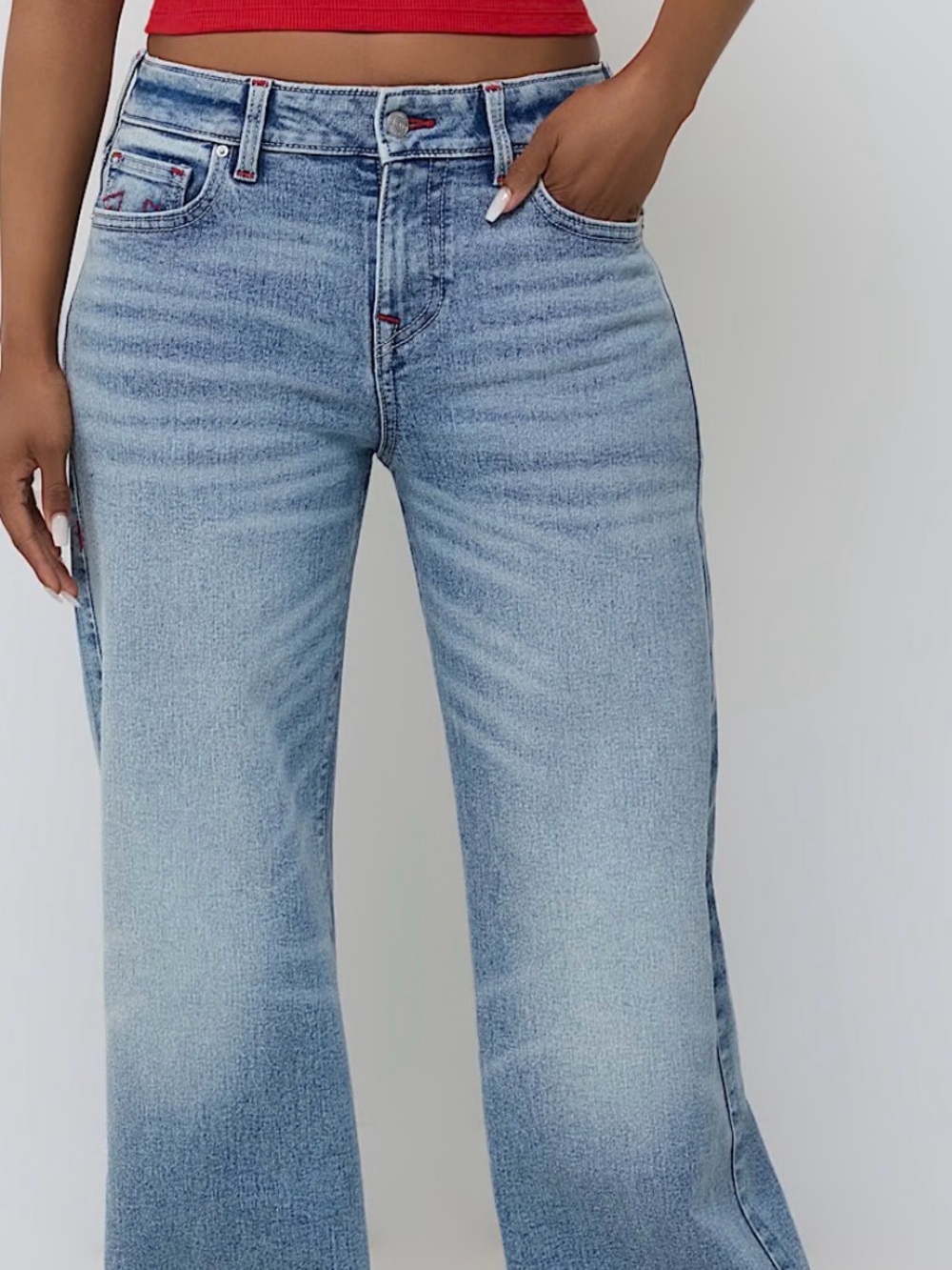 NWT True Religion Bobbi Baggy Women's Jeans - Light Bucking Wash Blue . Size 24